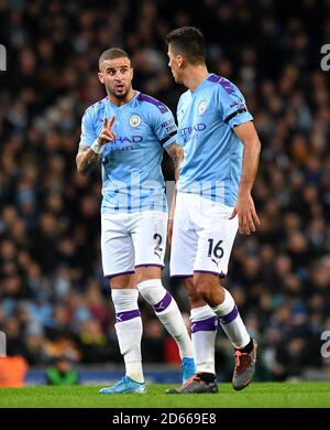 Kyle Walker (links) und Rodri von Manchester City Stockfoto