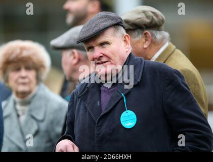 Pferdebesitzer Andrew Gemmell während des Festival Trials Day auf der Cheltenham Racecourse. Stockfoto