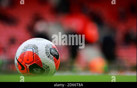 Eine allgemeine Ansicht des neuen Nike Merlin Tunnel Vision Premier League Fußballs Stockfoto