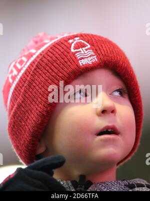 Ein allgemeiner Blick auf einen Nottingham Forest Fan im City Ground Stockfoto