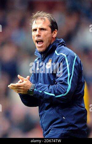 Gianfranco Zola, Manager von West Ham United Stockfoto