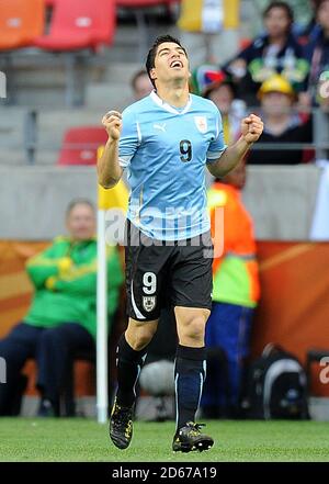 Uruguays Luis Suarez feiert das Tor zum Auftakt Stockfoto