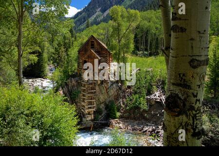 Crystal Mill (Sheep Mountain Power House) erzeugte Druckluft für Bergleute in den nahe gelegenen Silberminen, Carbondale, Colorado, USA Stockfoto