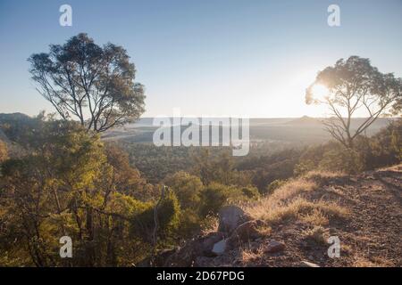 Blick ins Arcadia Valley vom Karingbal Pass in der Nähe von Injune, Central Queensland. Stockfoto