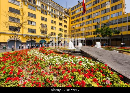 Gebäude der Plaza Peru, in der Nähe der Plaza Mayor (Plaza de Armas, 'Plaza de Armas de Lima'), Lima, Peru, Südamerika Stockfoto