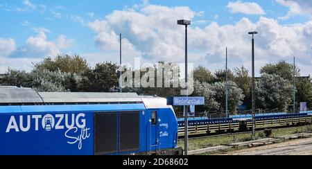 Sylt, 5. September 2020: Der blaue Zug Sylt am Westerland Bahnhof, Sylt, Deutschland Stockfoto