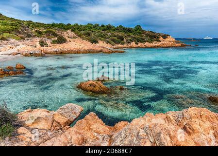 Blick auf die berühmte Spiaggia del Principe, einem der schönsten Strände der Costa Smeralda, Sardinien, Italien Stockfoto