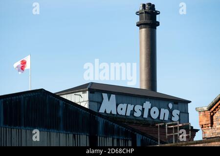 Marston's Brewery in Burton Upon Trent, Staffordshire. Mehr als 2,000 Arbeitsplätze werden in der Kneipenkette abgebaut, da Ausgangssperren und neue Beschränkungen des Coronavirus den Handel behindert haben. Stockfoto