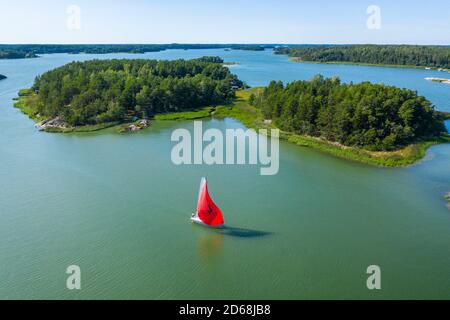 Luftaufnahme der Region Südwestfinnland, wo es Tausende von Inseln gibt, an der Überquerung des Finnischen Meerbusens und des Bottnischen Meerbusens. S Stockfoto