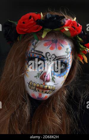 Junges Mädchen mit Horror Make-up Stockfoto