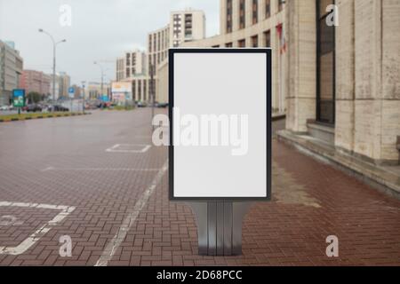 Werbung Plakatwand Stand Mock up auf der Straße. Stockfoto