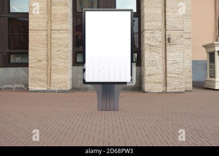 Werbung Plakatwand Stand Mock up auf der Straße. Stockfoto