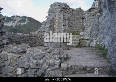 Herrliche Aussicht auf Schloss Neu Falkenstein und die Umgebung in St. Wolfgang Stockfoto