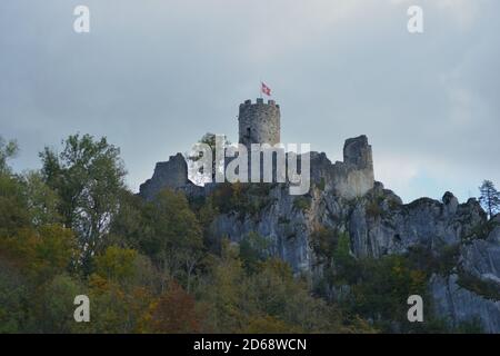 Herrliche Aussicht auf Schloss Neu Falkenstein und die Umgebung in St. Wolfgang Stockfoto