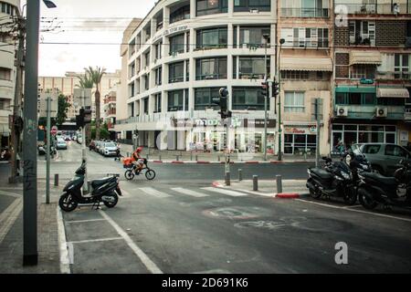 Tel Aviv Israel 14. Oktober 2020 Blick auf die leeren Straßen von Tel Aviv während des Coronavirus-Ausbruch und die Sperrung zur Durchsetzung der Eindämmung der Stockfoto