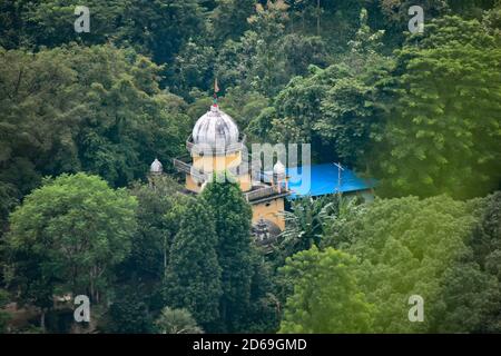 Chandranath Hills ist der östliche Teil des Himalaya vom Himalaya getrennt. Stockfoto