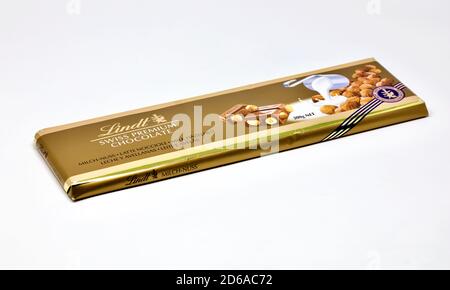 Lindt Haselnuss Gold Schokolade Bar Stockfoto