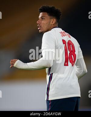 Wolverhampton, Großbritannien. Oktober 2020. James Justin (Leicester City) aus England U21 während des U21 Euro Qualifier Spiels spielte hinter verschlossenen Türen aufgrund der Regierungs-Covid-19-Regeln im Sport zwischen England und der Türkei am 13. Oktober 2020 in Molineux, Wolverhampton, England. Foto von Andy Rowland. Kredit: Prime Media Images/Alamy Live Nachrichten Stockfoto