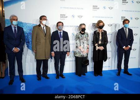 Madrid, Spanien. Oktober 2020. Die emeritierte spanische Königin Sofia und Irene von Griechenland bei der 35. Ausgabe der BMW-Lackierung am 15. Oktober 2020 in Madrid Quelle: CORDON PRESS/Alamy Live News Stockfoto