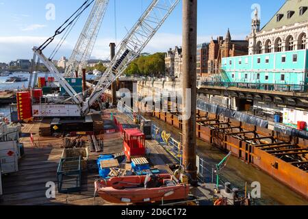 Thames Leadway Tunnel, Bau von neuen Kanalarbeiten, Blackfriars Bridge foreshore, london, großbritannien Stockfoto