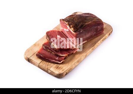 Getrocknetes und geräuchertes Fleisch isoliert auf weißem Hintergrund Stockfoto