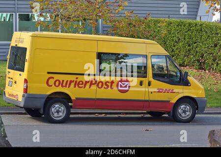 AUCKLAND, NEUSEELAND - 05. Mai 2019: Auckland / Neuseeland - 5. Mai 2019: Blick auf CourierPost NZPost Lieferwagen Stockfoto