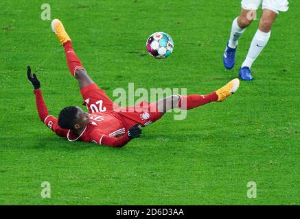 Bouna SARR, FCB 20 FC BAYERN MÜNCHEN - 1.FC DUEREN 3-0 DFB-Pokal erste Runde, Deutsche Fußball-Trophäe , München, Oktober 15, 2020 Saison 2020/2021, Fußball, München, München © Peter Schatz / Alamy Live News Stockfoto