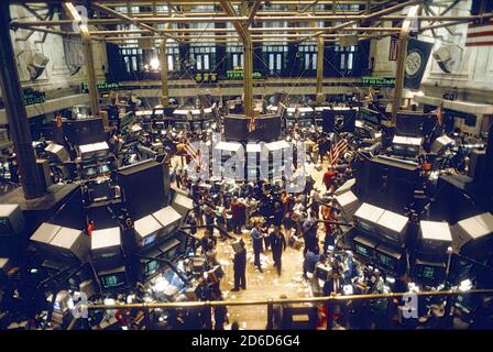 26.06.1994, New York City, New York, USA - New York Stock Exchange. 0AD940626D002CAROEX.JPG [MODELLVERSION: NEIN, EIGENSCHAFTSFREIGABE: NEIN (c) caro Images / Stockfoto