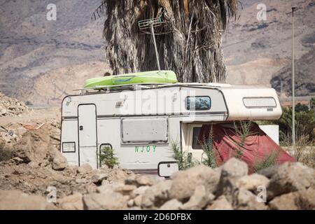 Wohnmobil in Strandnähe auf Gran Canaria, Kanarische Inseln, Spanien geparkt Stockfoto