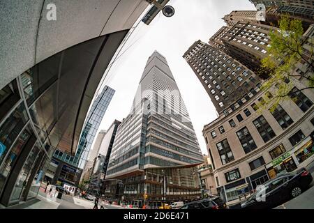 Der One Vanderbilt Place Wolkenkratzer auf der Westseite des Grand Central Terminals in New York am Sonntag, 11. Oktober 2020. (© Richard B. Levine) Stockfoto