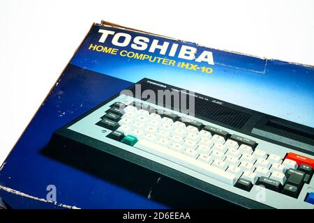 Boxed Toshiba HX 10 Home-Computer mit Microsoft MSX-Software Erstmals in den 1980er Jahren veröffentlicht Stockfoto