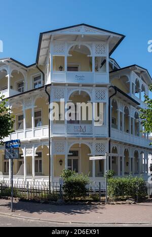 Deutschland, Mecklenburg-Vorpommern, Binz, Hotel Garni, Baujahr 1902, Resortarchitektur Stockfoto