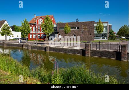 Deutschland, Dorsten, Lippe, Ruhrgebiet, Naturpark hohe Mark Westmünsterland, Münsterland, Westfalen, Nordrhein-Westfalen, Jüdisches Museum Westfalen, Südwall und Ostwall, Wallanlage und Grabenanlage am Südgraben und Ostgraben, Wassergraben *** Ortsüberschrift *** Stockfoto