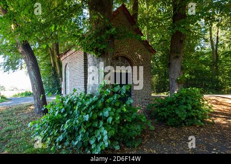 Deautschland, Dorsten-Hervest, Lippe, Ruhrgebiet, Naturpark hohe Mark Westmünsterland, Münsterland, Westfalen, Nordrhein-Westfalen, Stationskapelle Orthoeve Kapellenweg, Wegekapelle *** Ortsüberschrift *** Stockfoto