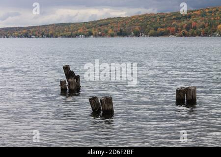 Bild der Fingerseen an einem bewölkten Tag. Stockfoto