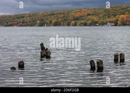 Bild der Fingerseen an einem bewölkten Tag. Stockfoto