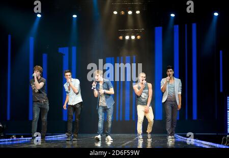 Wäscheshow Live at Earl's Court Boy Band The Wanted führen "All Time Low" auf. Stockfoto