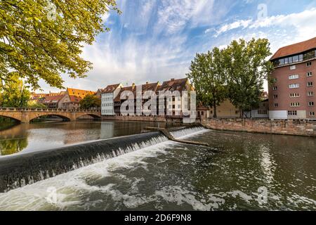 Blick auf Pegnitz und Maxbrücke am Nachmittag, Nürnberger Innenstadt, Franken, Bayern, Deutschland Stockfoto