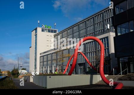 Berlin, Deutschland. Oktober 2020. Das Hauptgebäude der HTW Berlin Hochschule für Technik und Wirtschaft Berlin in Oberschöneweide an der Spree. Quelle: Jens Kalaene/dpa-Zentralbild/ZB/dpa/Alamy Live News Stockfoto