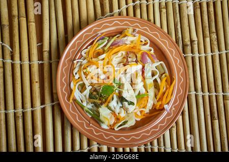 Kya Zan hinga Chicken Consommé Gericht in birmanischer Küche. Stockfoto