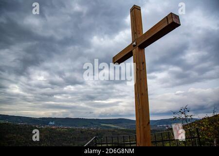 St. john unter der Klippe, kleine Talstadt in der Tschechischen republik Stockfoto