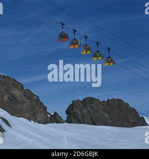 La Grave- La Meije Seilbahn, Les deux alpes Resort im Winter, Berge in den französischen alpen, Rhone Alpes in Frankreich Europa Stockfoto