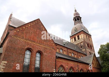 Dom zu Riga ist die Evangelisch-lutherische Kathedrale in Riga, Lettland. Es ist der Sitz des Erzbischofs von Riga Stockfoto