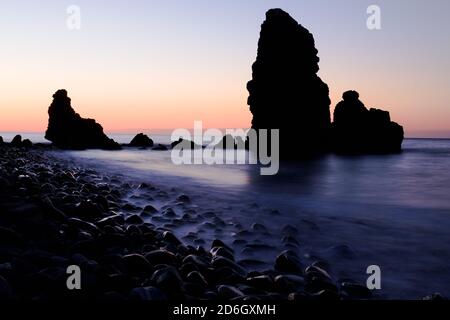 Playa del molino de Papel, Maro, Nerja, Malaga, Andalusien, Costa del Sol, Spanien Stockfoto