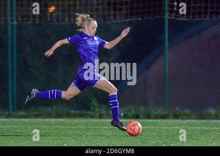 Anderlecht Forward Sarah Wijnants (11) im Bild während eines weiblichen Fußballspiels zwischen RSC Anderlecht Dames und Eendracht Aalst Ladies am vierten Spieltag der Saison 2020 - 2021 der Belgischen Damen Super League , Dienstag, 13. Oktober 2020 in ANDERLECHT , Belgien . FOTO SPORTPIX.BE STIJN AUDOOREN Stijn Audooren Sportpix.be S Stockfoto