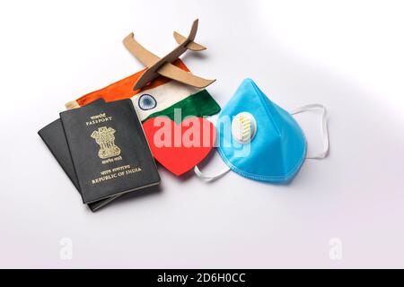 Reise- und Tourismuskonzept in Corona Pandemie - gestrandete Indianer Wir kommen wieder für eine Hochzeit oder Flitterwochen nach Indien Stockfoto