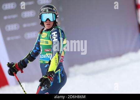 Solden, Österreich. Oktober 2020. SOELDEN, ÖSTERREICH. 17 2020. OKTOBER: 1. Damen-Riesenslalom im Rahmen des Alpinen Ski-Weltcups in Solden am 17. Oktober 2020; Lauf 2, Sara Hector (Foto: Pierre Teyssot/ESPA-Images) Kredit: Europäische Sport Fotoagentur/Alamy Live News Stockfoto