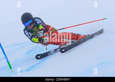 Solden, Österreich. Oktober 2020. SOELDEN, ÖSTERREICH. 17 2020. OKTOBER: 1. Damen-Riesenslalom im Rahmen des Alpinen Ski-Weltcups in Solden am 17. Oktober 2020; Lauf 1, Ekaterina Tkachenko (RUS) (Foto: Pierre Teyssot/ESPA-Images) Kredit: Europäische Sport Fotoagentur/Alamy Live News Stockfoto