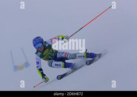Solden, Österreich. Oktober 2020. SOELDEN, ÖSTERREICH. 17 2020. OKTOBER: 1. Damen-Riesenslalom im Rahmen des Alpinen Ski-Weltcups in Solden am 17. Oktober 2020; Lauf 1, (Foto: Pierre Teyssot/ESPA-Images) Credit: European Sports Photo Agency/Alamy Live News Stockfoto