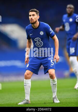 London, England, 17. Oktober 2020 Jorginho Chelsea / Southampton. Premier League. Kredit : Mark Pain / Alamy Live Nachrichten Stockfoto